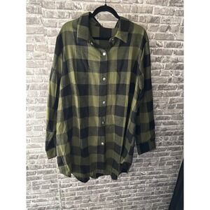 Green‎ and Black Plaid Button Down